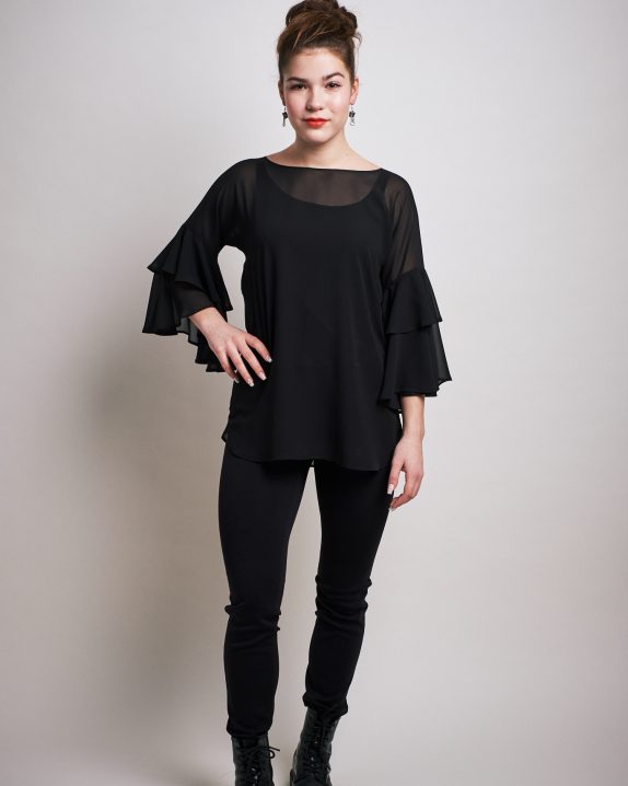 Frillahihainen paita, musta